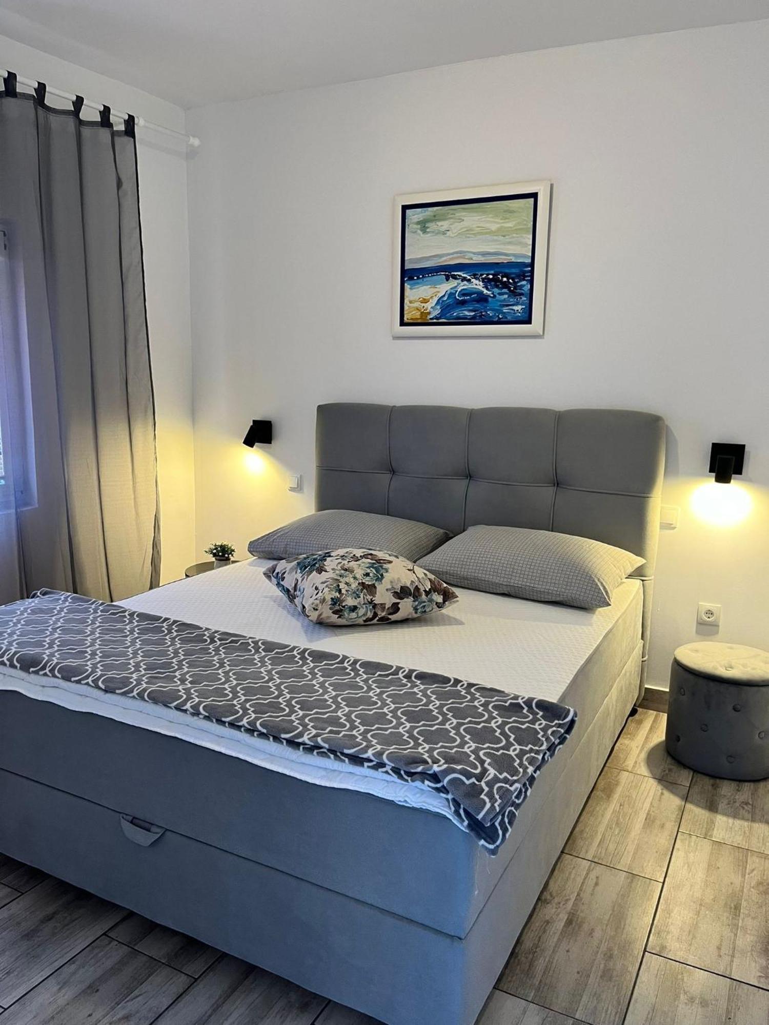 Apartments By The Sea Potocnica, Pag - 222 โนวาลยา ภายนอก รูปภาพ
