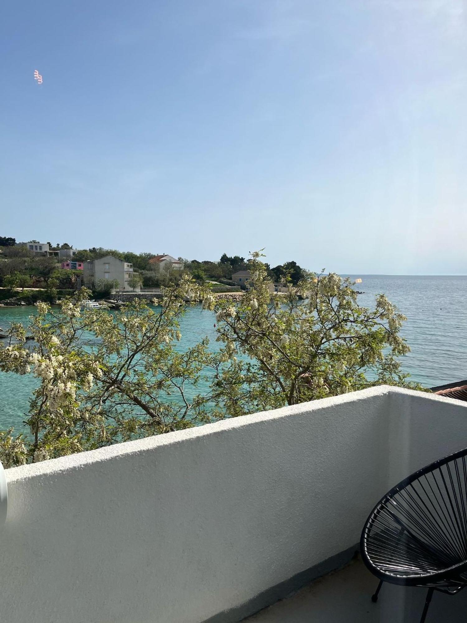 Apartments By The Sea Potocnica, Pag - 222 โนวาลยา ภายนอก รูปภาพ