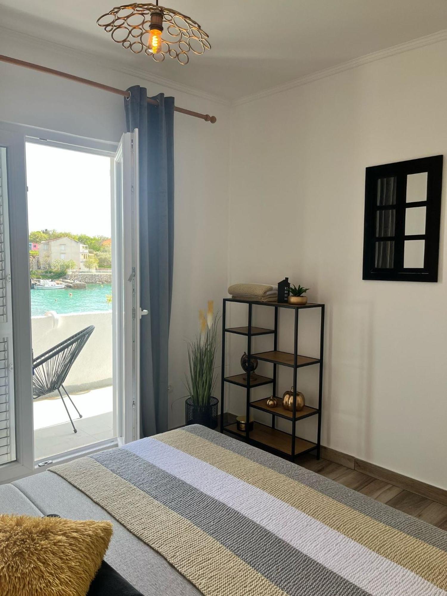 Apartments By The Sea Potocnica, Pag - 222 โนวาลยา ห้อง รูปภาพ